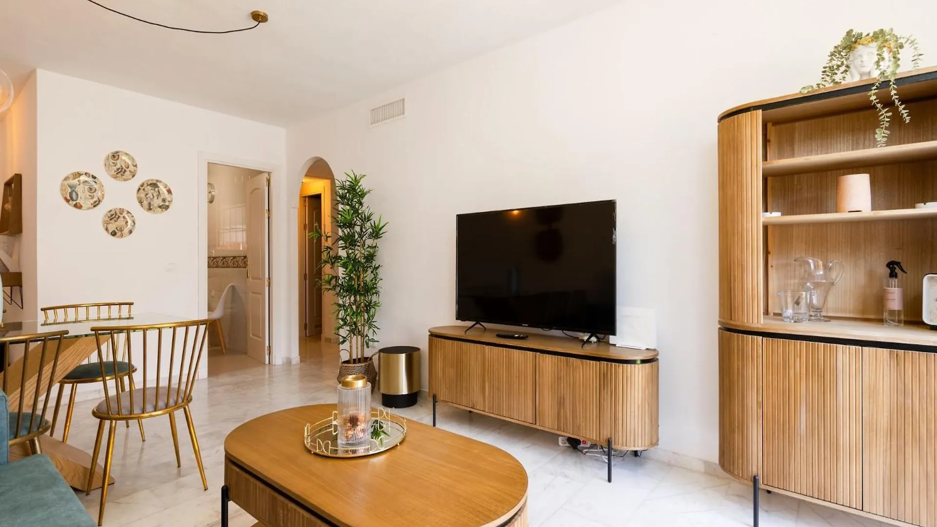 Plush Penthouse With Terrace Marbella
