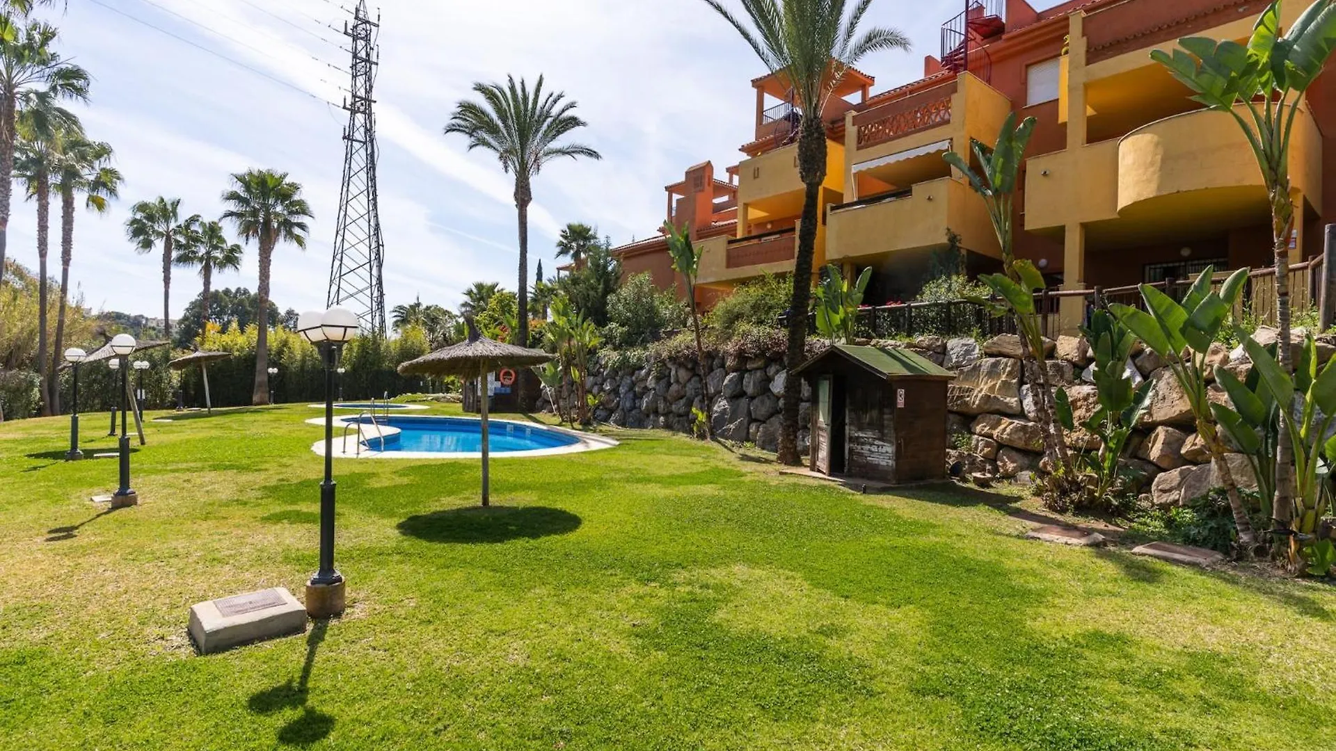 Plush Penthouse With Terrace Marbella