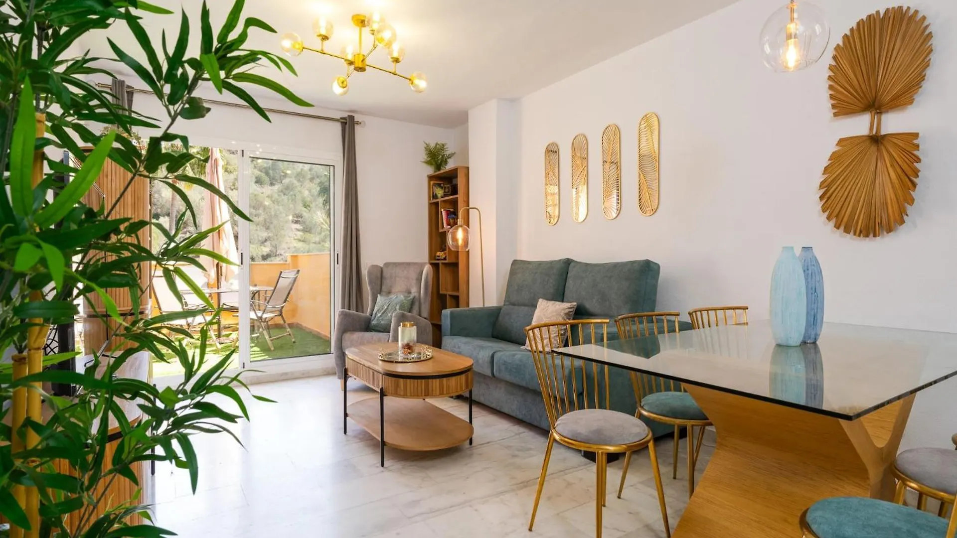 Apartment Plush Penthouse With Terrace Marbella